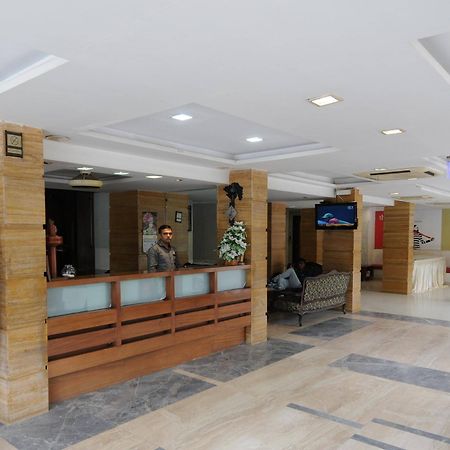 Neelkanth Paradise Hotel Ahmedabad Luaran gambar