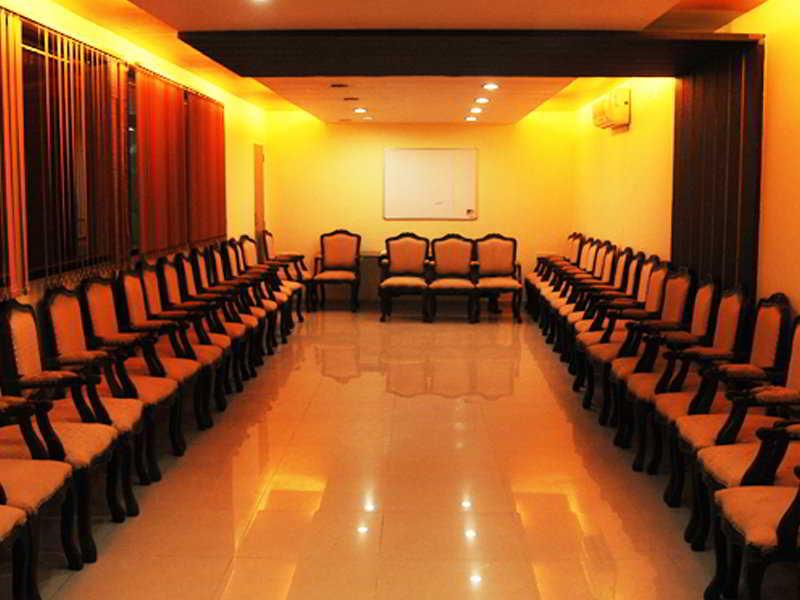 Neelkanth Paradise Hotel Ahmedabad Luaran gambar