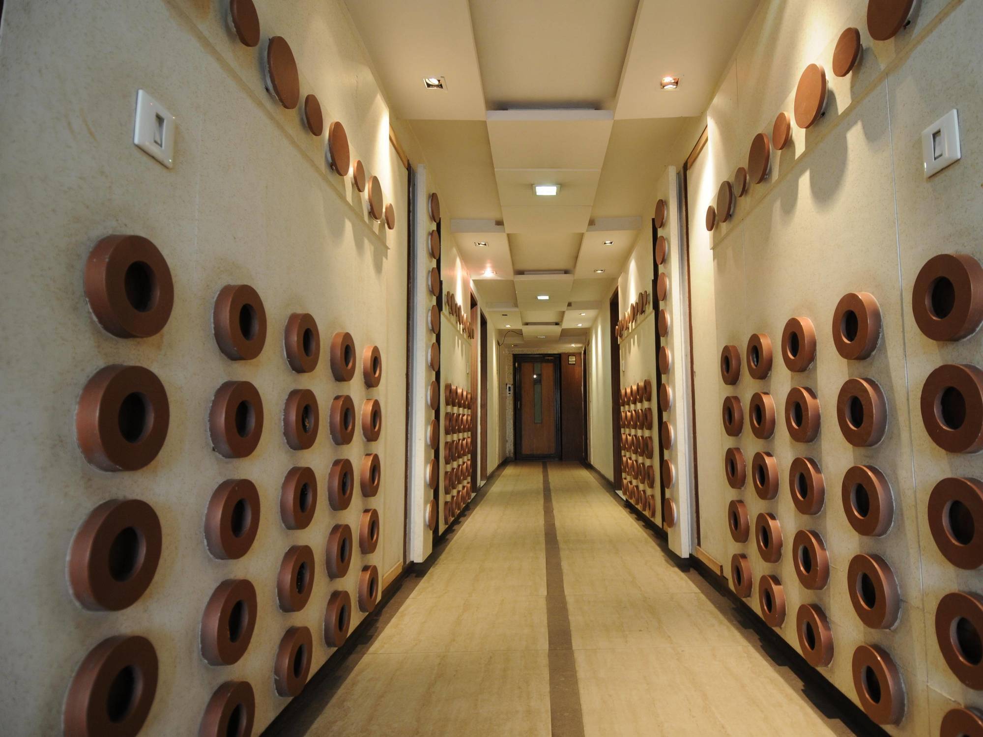 Neelkanth Paradise Hotel Ahmedabad Luaran gambar