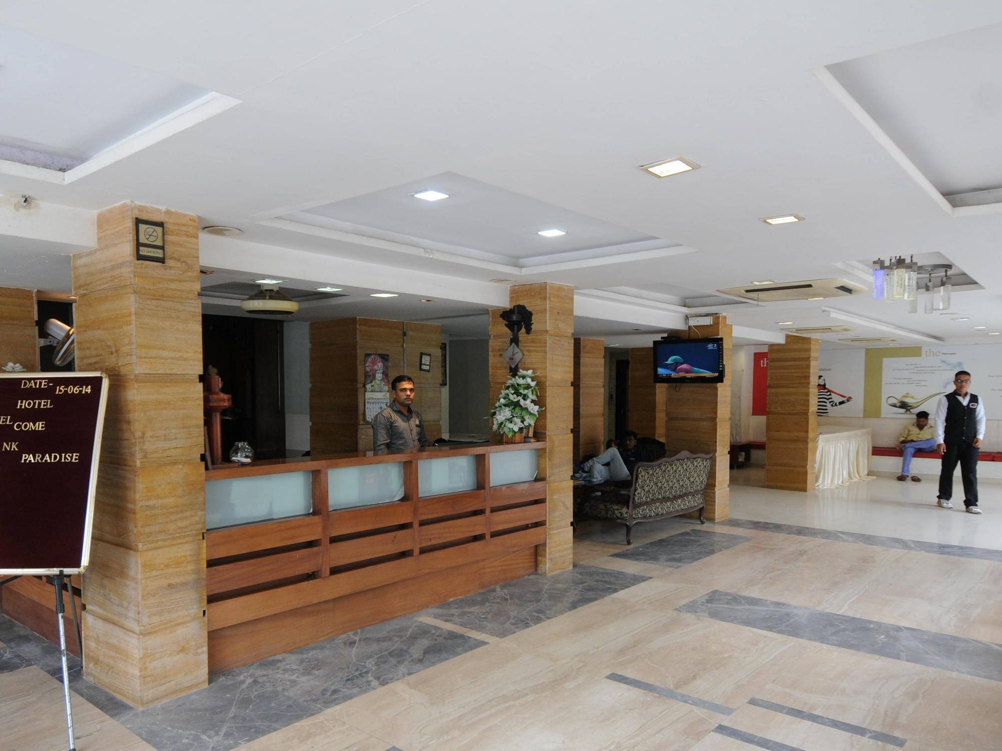 Neelkanth Paradise Hotel Ahmedabad Luaran gambar